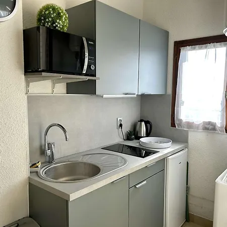2p/mezzanine 4 Pers A Saint-aygulf - Terrasse, Parking, Lave-linge - Fr-1-226a-14 Apartment
